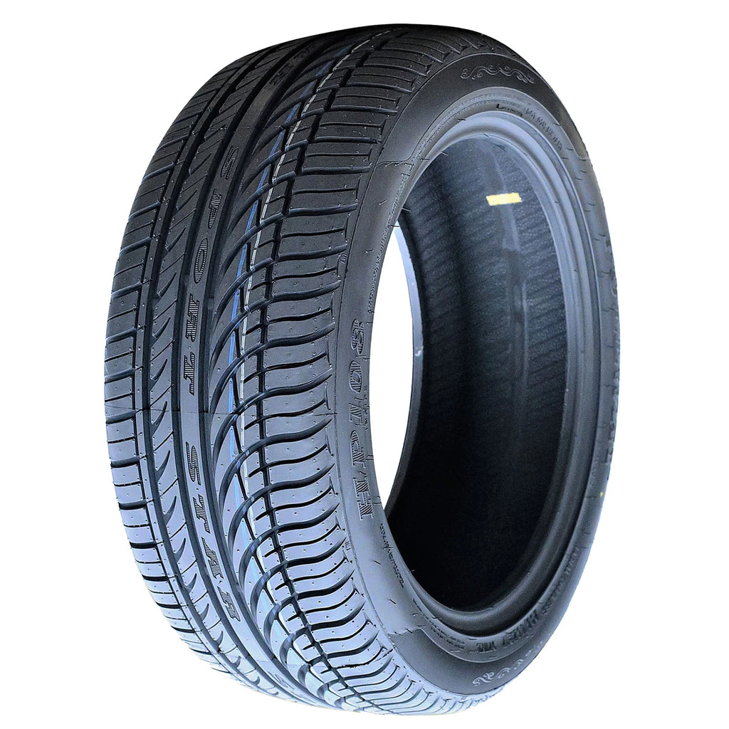 225/55ZR17 101W XL All Season Performance Tire Y843996