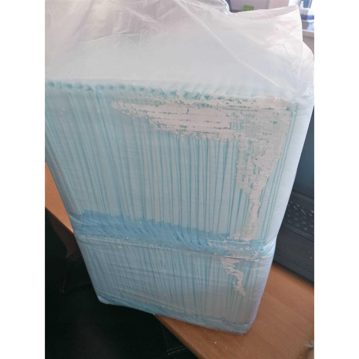 Dog and Puppy Pee Pads with Leak-Proof Quick-Dry Surface U4319