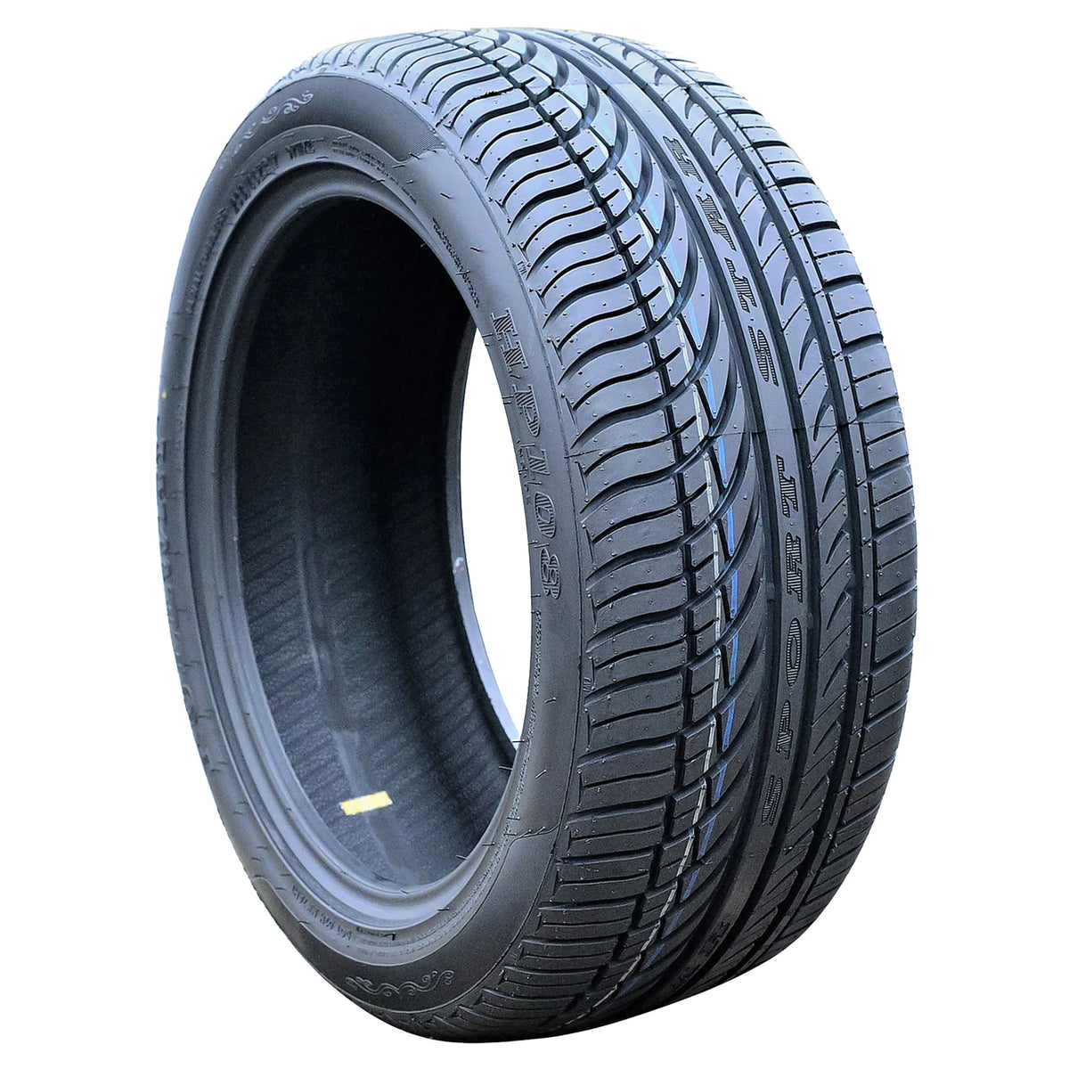 225/55ZR17 101W XL All Season Performance Tire Y843996
