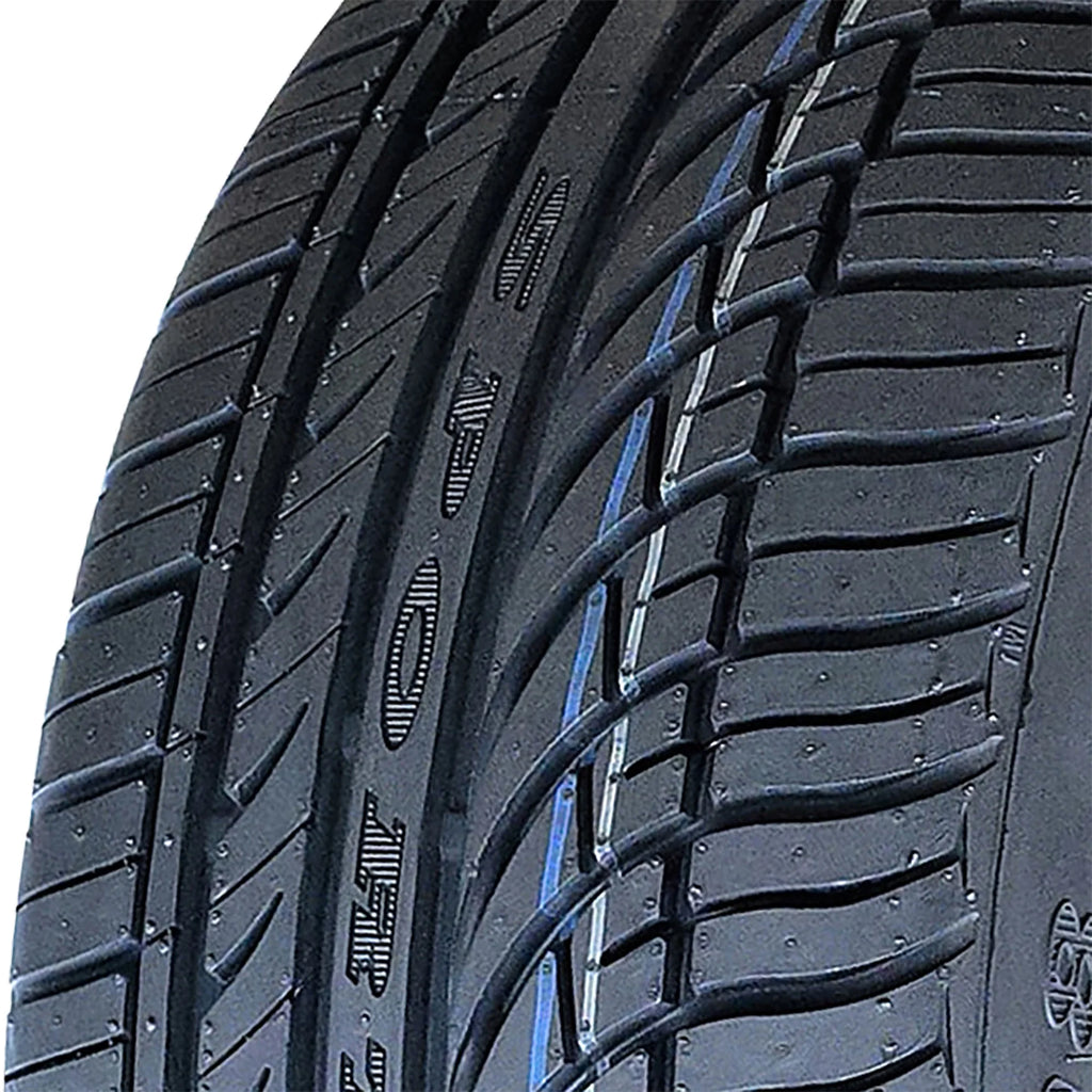 225/55ZR17 101W XL All Season Performance Tire Y843996